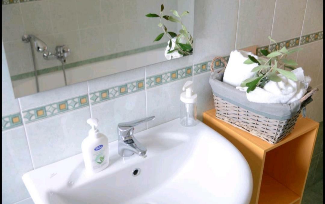 "La Casa Di Mariagrazia" Rooms Con Cucina Condivisa E Terrazza Sammichele Di Bari Exteriér fotografie