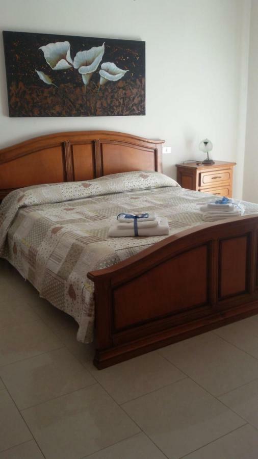 "La Casa Di Mariagrazia" Rooms Con Cucina Condivisa E Terrazza Sammichele Di Bari Exteriér fotografie